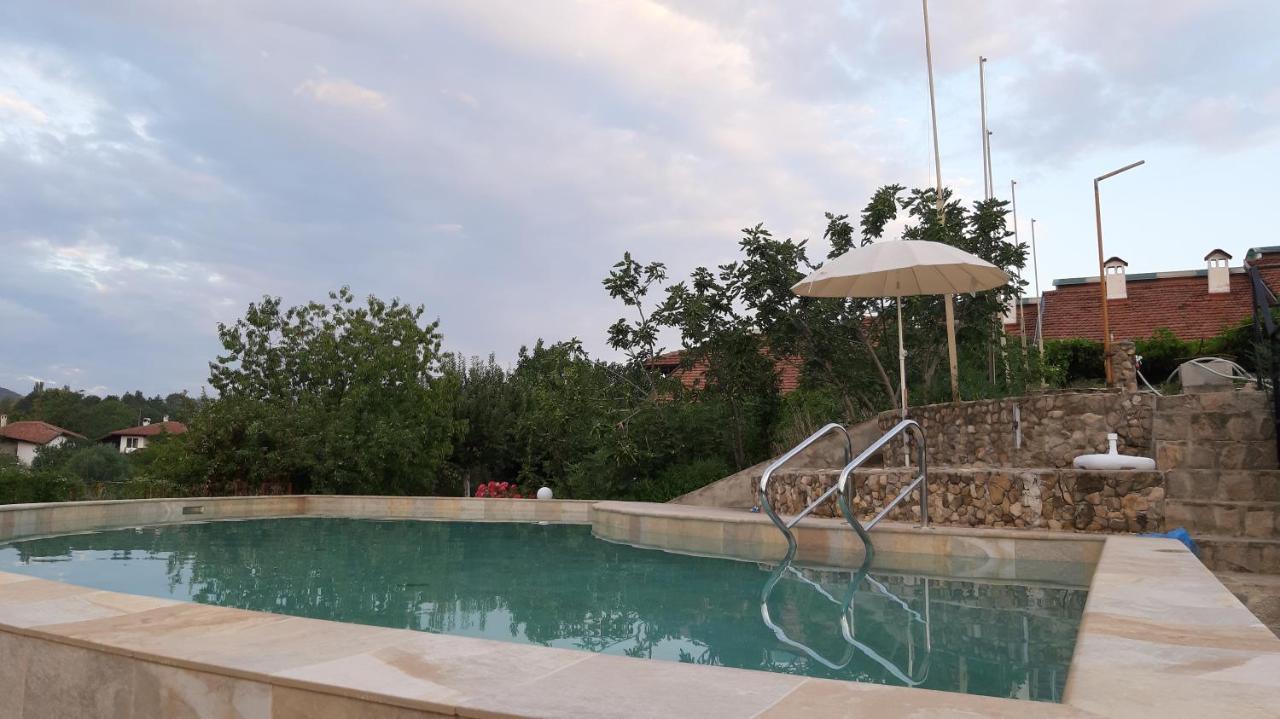 Family Hotel Belvedere Dŭlgopol Extérieur photo