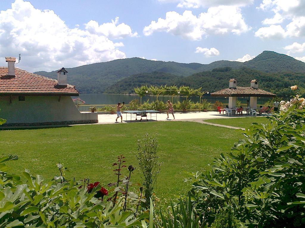 Family Hotel Belvedere Dŭlgopol Extérieur photo